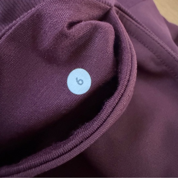 Lululemon mesh panel leggings - Picture 4 of 8